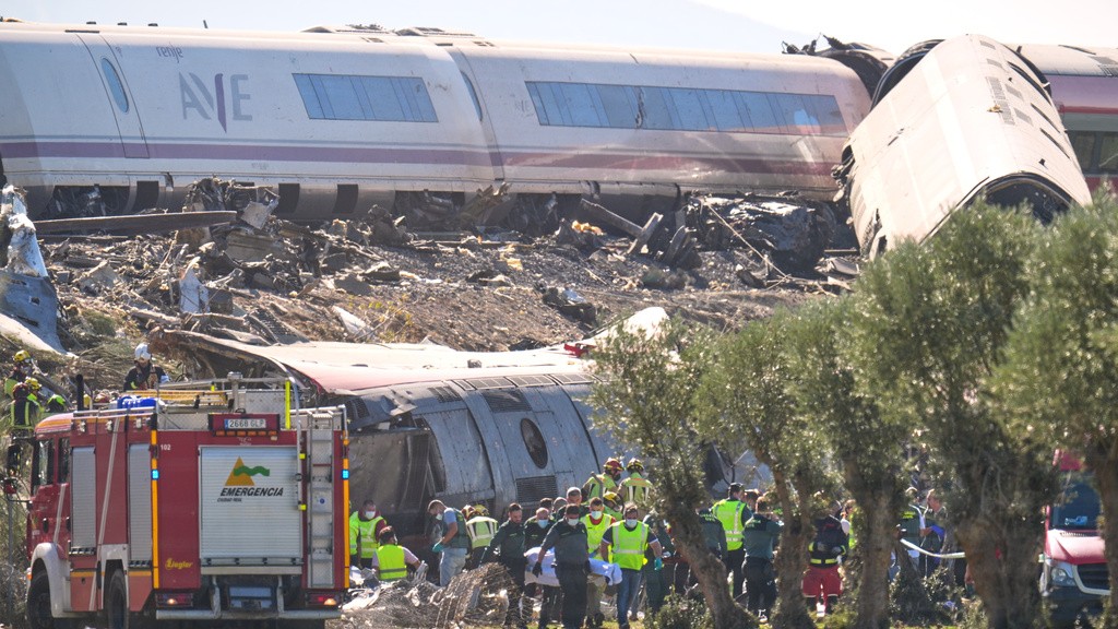 At least 64 killed in train collision on high-speed line in Spain
— WABC-TV Eyewitness News (ABC7 NY)