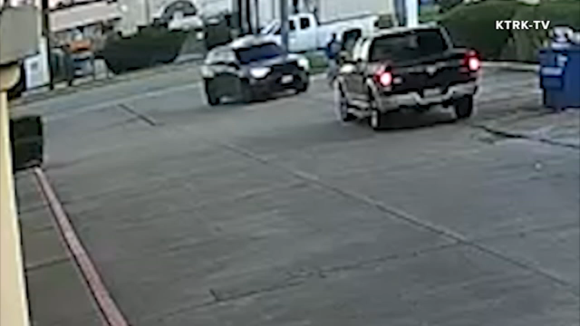 An ICE officer is charged with assault for striking a man with a car in Houston
— WABC-TV Eyewitness News (ABC7 NY)