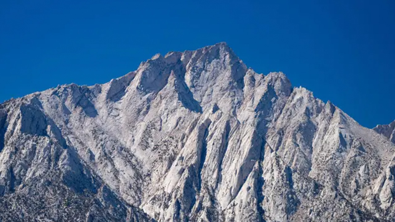 Body of missing hiker recovered from tallest mountain in Lower 48 after storms stall efforts — Syosset Sports news